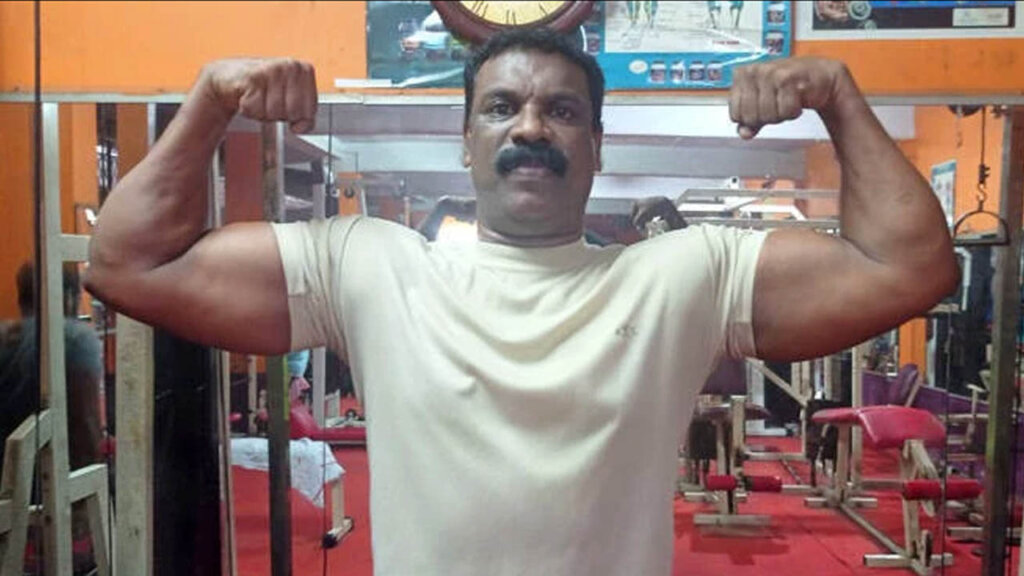 INDIAN BODY BUILDER 1